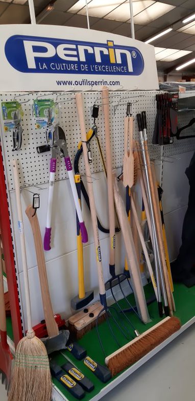 Vente outillage de jardin Yonne